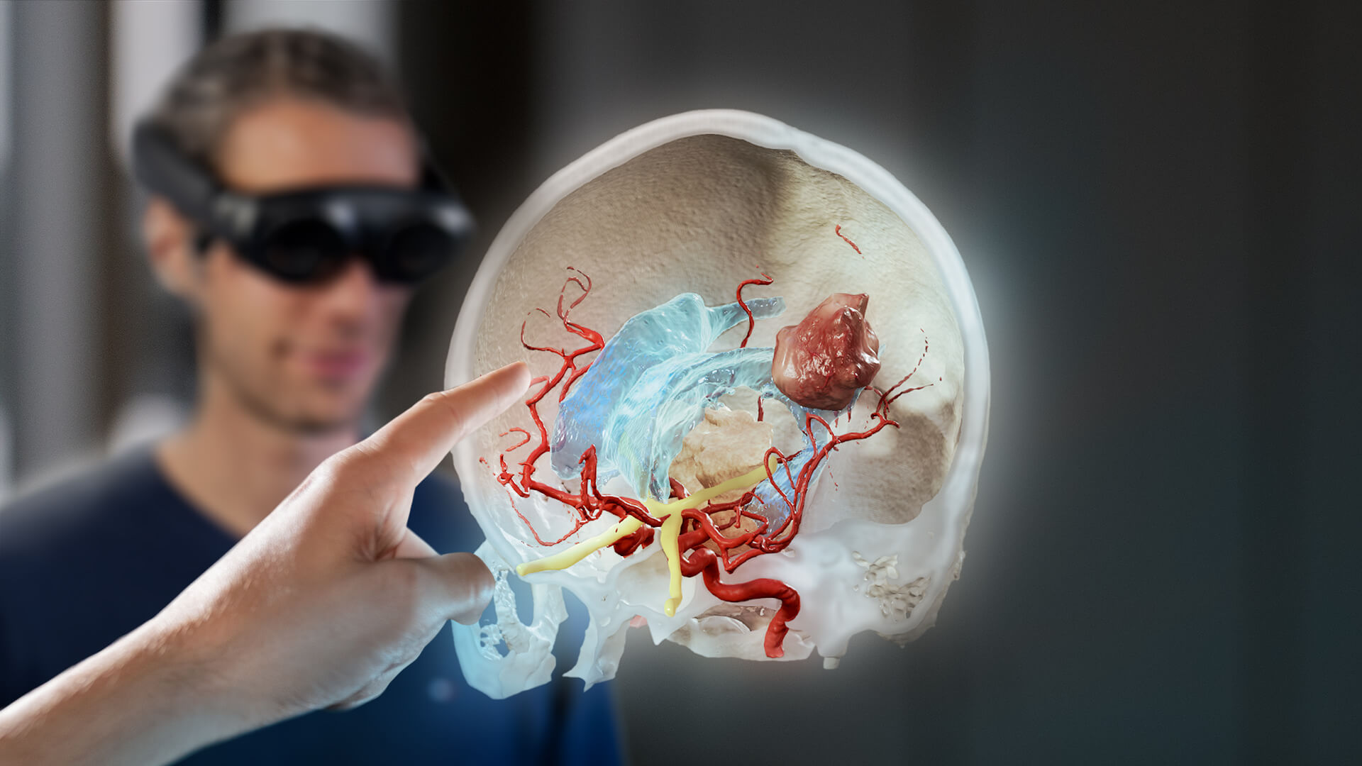 Augmented reality in neurosurgery:                                    واقعیت افزوده در جراحی مغز و اعصاب